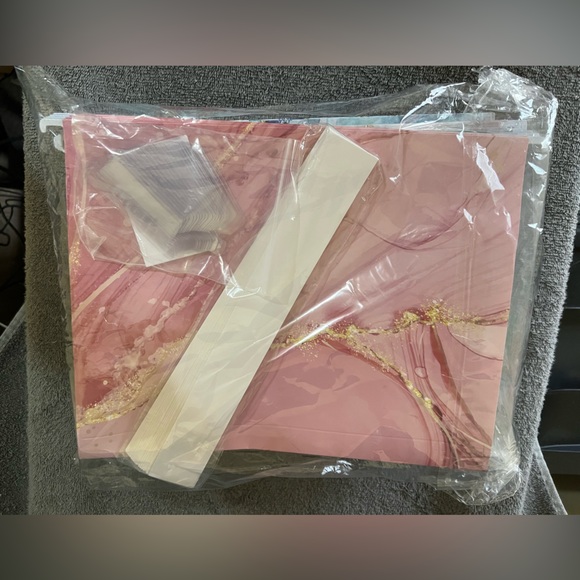 Marble Print Hanging Folders With Foil Stamping Process - Picture 2 of 4